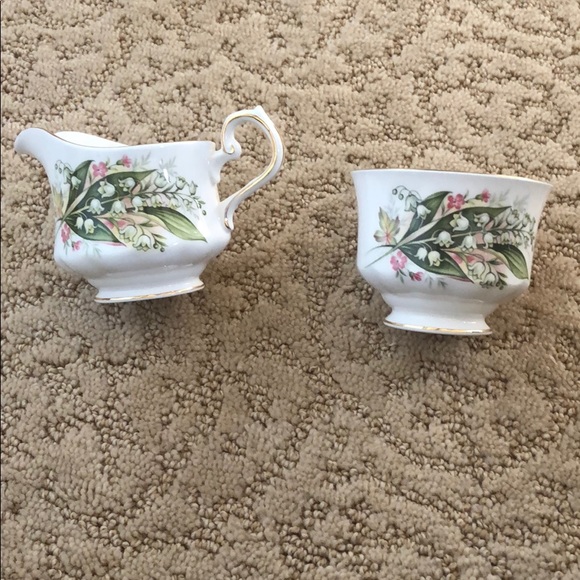 Royal Vale Bone China cream/sugar holder - Picture 2 of 8